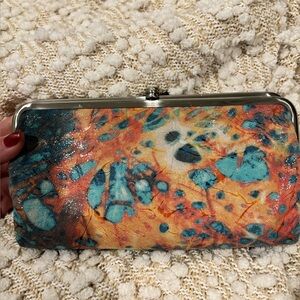 HOBO Multicolor Abstract Clutch